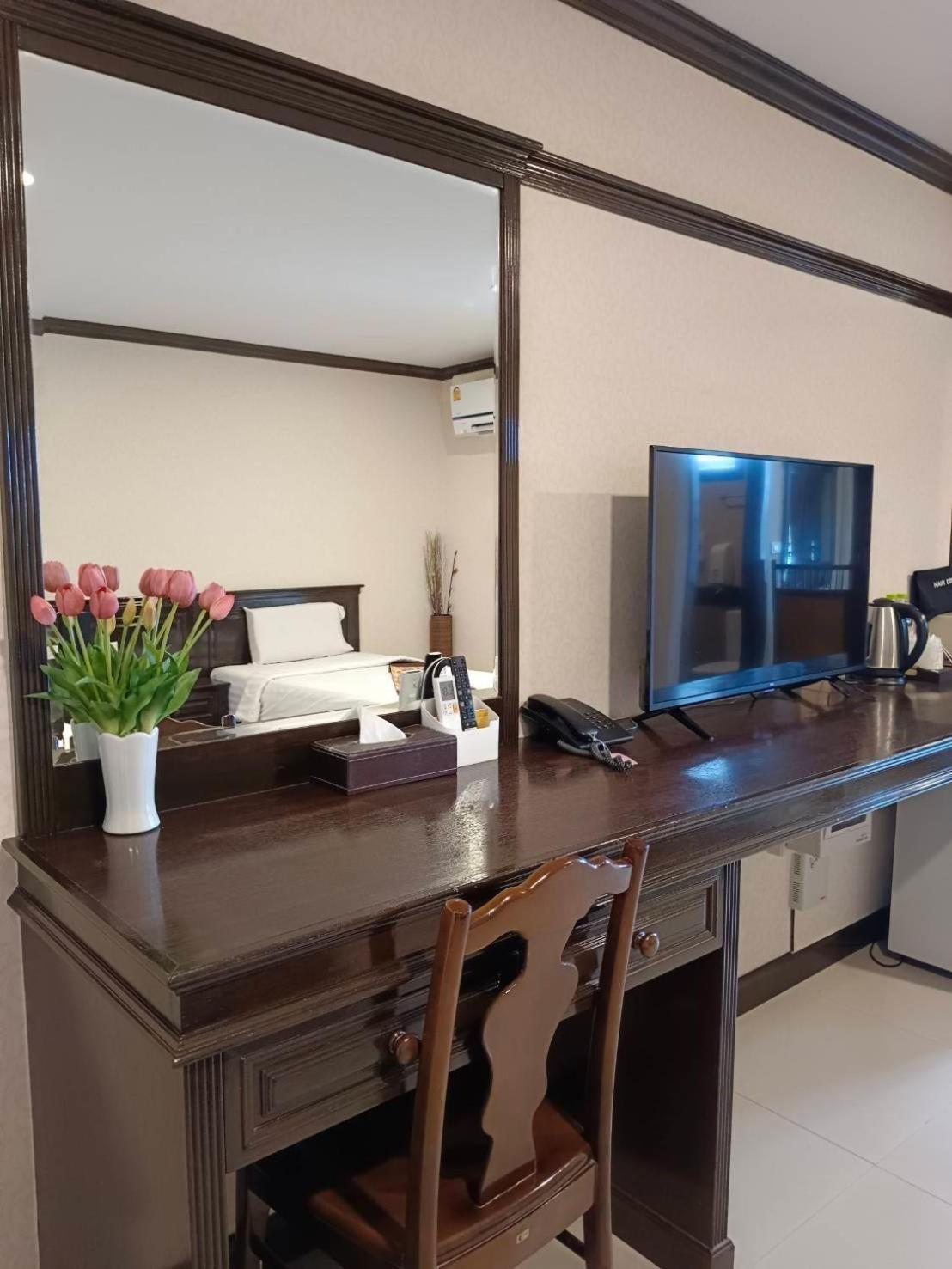 Romena Grand Hotel Τσιάνγκ Μάι Εξωτερικό φωτογραφία